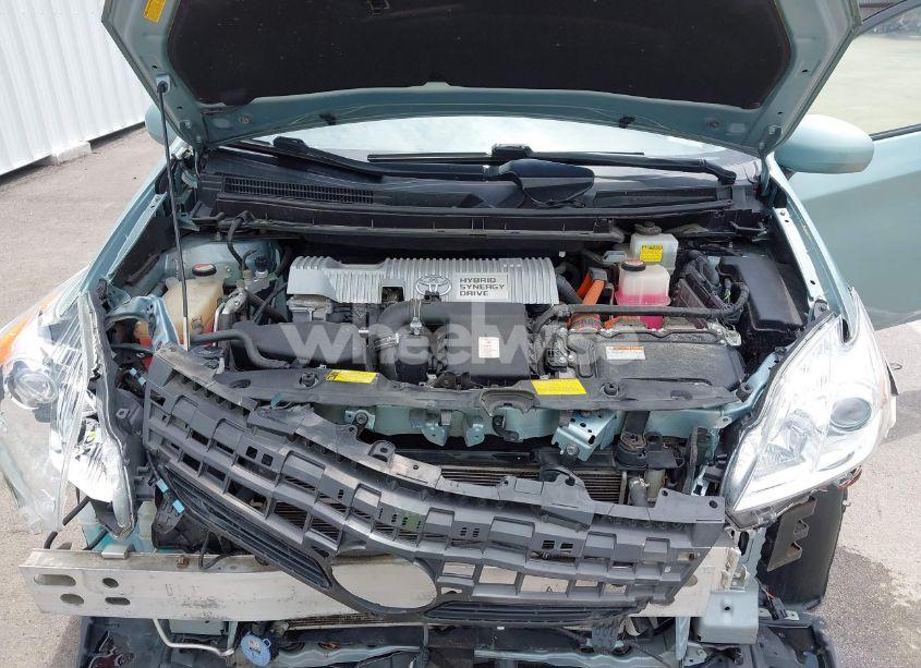 Photo 10 of 2015 Toyota Prius TWO (VIN JTDKN3DU5F1872959)