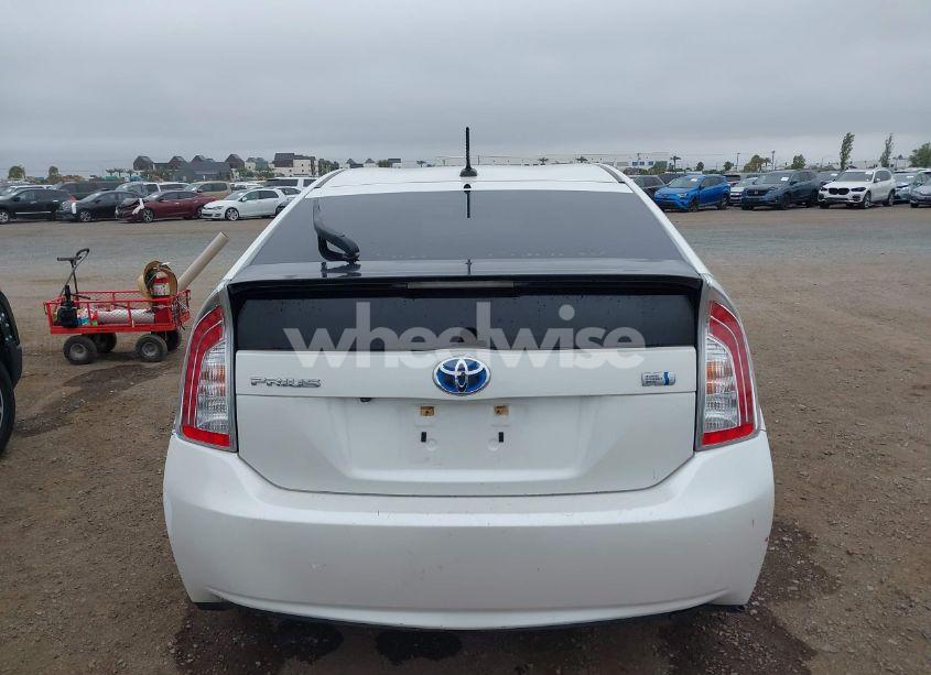 Photo 16 of 2015 Toyota Prius THREE (VIN JTDKN3DU5F1966002)