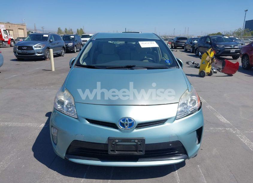 Photo 13 of 2015 Toyota Prius TWO (VIN JTDKN3DU5F1997430)