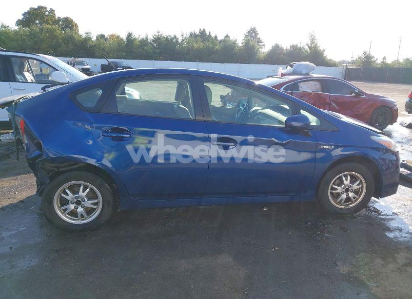 Photo 14 of 2010 Toyota Prius IV (VIN JTDKN3DU6A0014799)