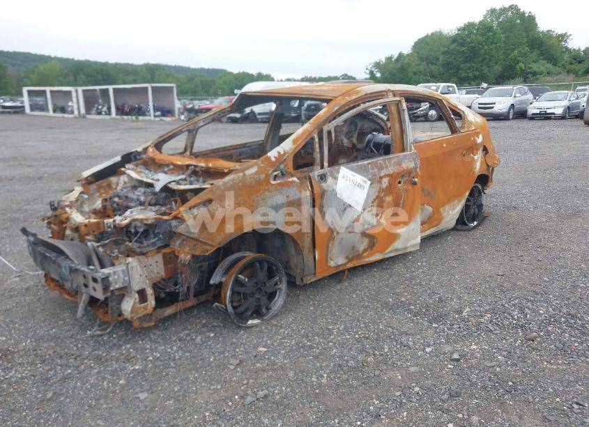 Photo 2 of 2010 Toyota Prius III (VIN JTDKN3DU6A0018691)