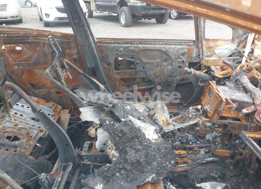 Photo 5 of 2010 Toyota Prius III (VIN JTDKN3DU6A0018691)