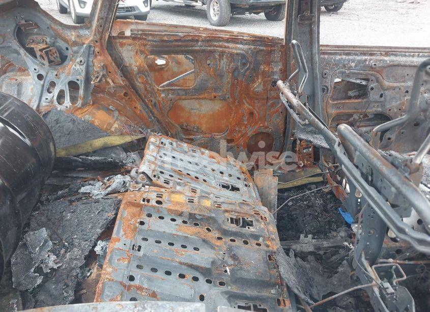 Photo 8 of 2010 Toyota Prius III (VIN JTDKN3DU6A0018691)