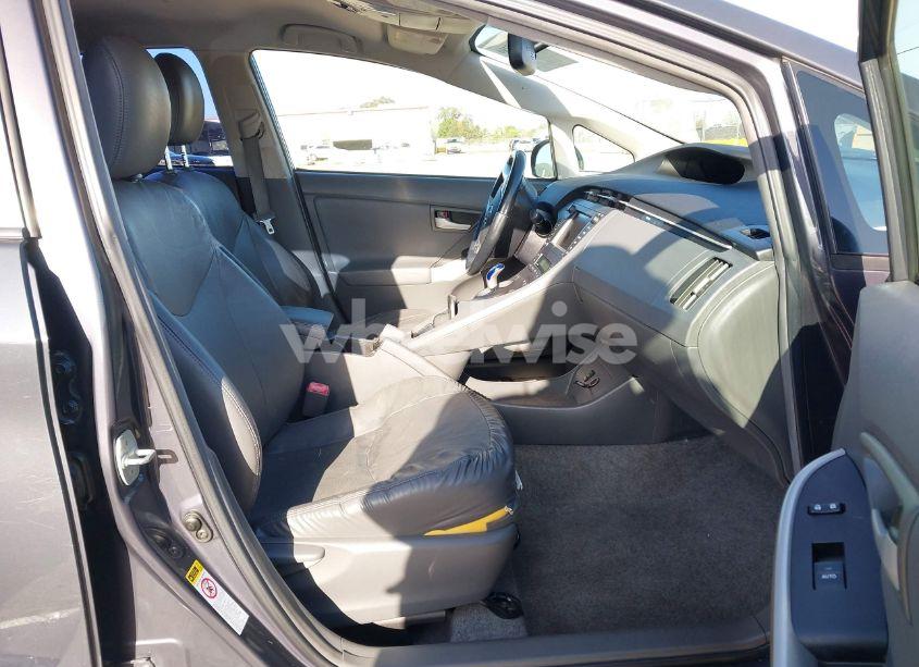 Photo 5 of 2010 Toyota Prius IV (VIN JTDKN3DU6A0069611)