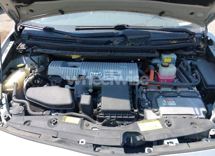 Photo 10 of 2010 Toyota Prius III (VIN JTDKN3DU6A0176089)