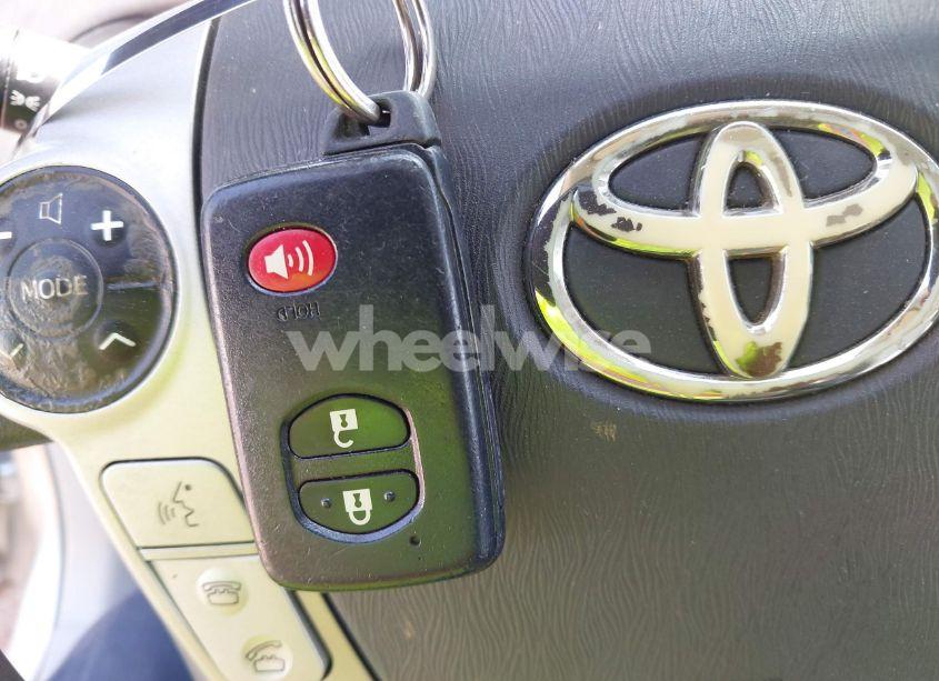 Photo 11 of 2010 Toyota Prius III (VIN JTDKN3DU6A0176089)