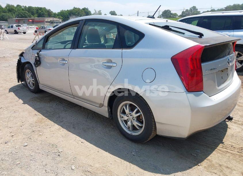 Photo 3 of 2010 Toyota Prius III (VIN JTDKN3DU6A0176089)