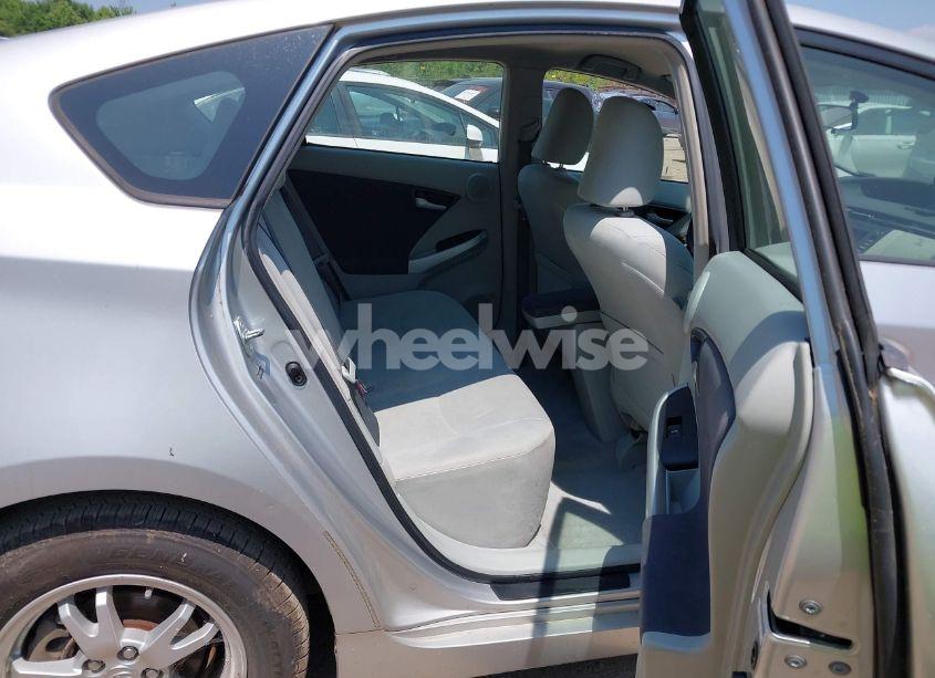 Photo 8 of 2010 Toyota Prius III (VIN JTDKN3DU6A0176089)