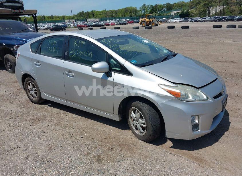 2010 Toyota Prius II (VIN JTDKN3DU6A0228062) main photo