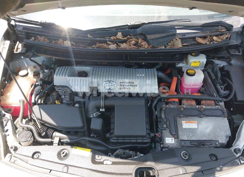 Photo 10 of 2010 Toyota Prius II (VIN JTDKN3DU6A0228062)