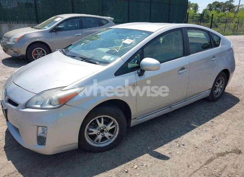 Photo 6 of 2010 Toyota Prius II (VIN JTDKN3DU6A0228062)