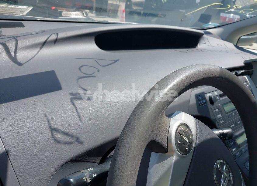 Photo 7 of 2010 Toyota Prius II (VIN JTDKN3DU6A0228062)