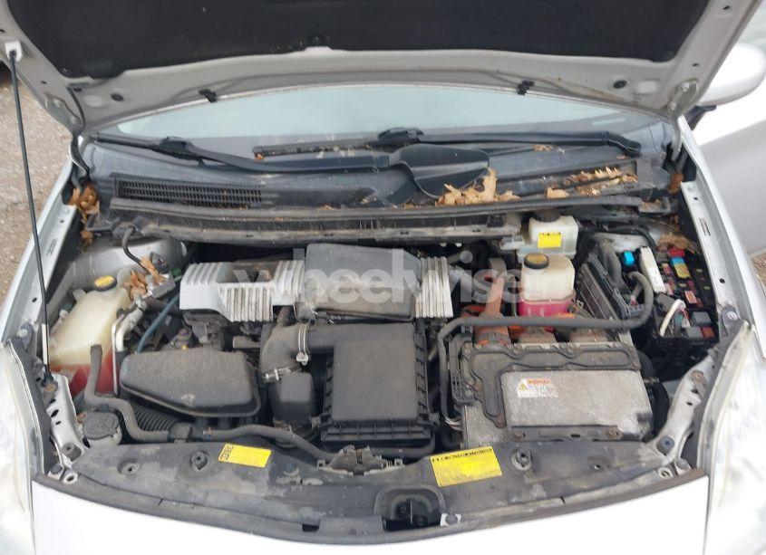 Photo 10 of 2010 Toyota Prius II (VIN JTDKN3DU6A1200191)