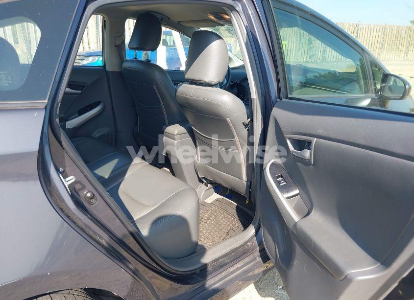 Photo 8 of 2010 Toyota Prius II (VIN JTDKN3DU6A1234051)