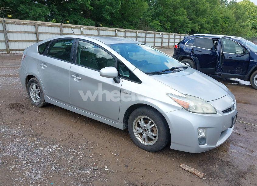 2010 Toyota Prius IV (VIN JTDKN3DU6A1283718) main photo