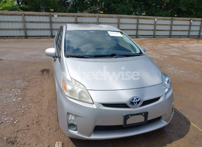Photo 6 of 2010 Toyota Prius IV (VIN JTDKN3DU6A1283718)