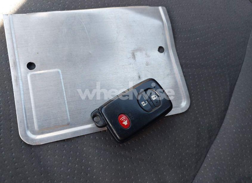 Photo 11 of 2010 Toyota Prius I/II/III/IV/V (VIN JTDKN3DU6A1309959)