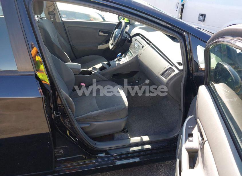 Photo 5 of 2010 Toyota Prius I/II/III/IV/V (VIN JTDKN3DU6A1309959)