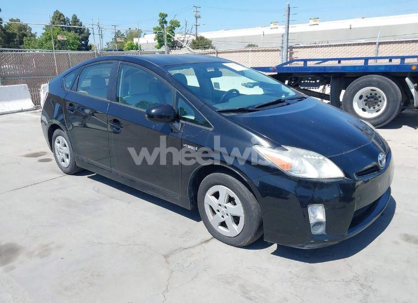 2010 Toyota Prius III (VIN JTDKN3DU6A5060880) main photo