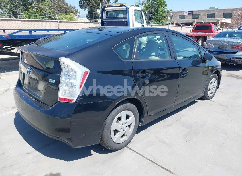 Photo 4 of 2010 Toyota Prius III (VIN JTDKN3DU6A5060880)