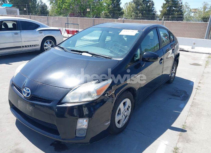 Photo 6 of 2010 Toyota Prius III (VIN JTDKN3DU6A5060880)
