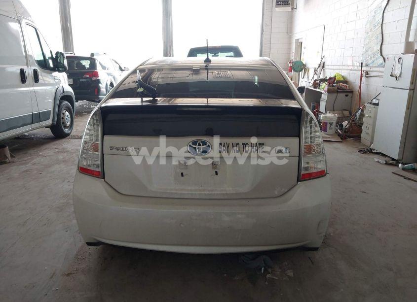 Photo 16 of 2011 Toyota Prius TWO (VIN JTDKN3DU6B1363893)