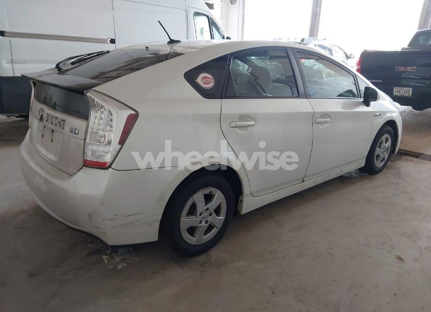 Photo 4 of 2011 Toyota Prius TWO (VIN JTDKN3DU6B1363893)