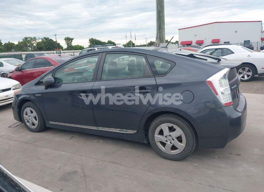 Photo 14 of 2011 Toyota Prius THREE (VIN JTDKN3DU6B1397817)