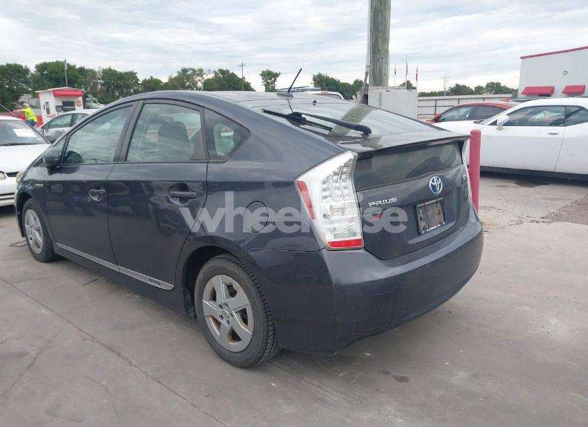 Photo 3 of 2011 Toyota Prius THREE (VIN JTDKN3DU6B1397817)