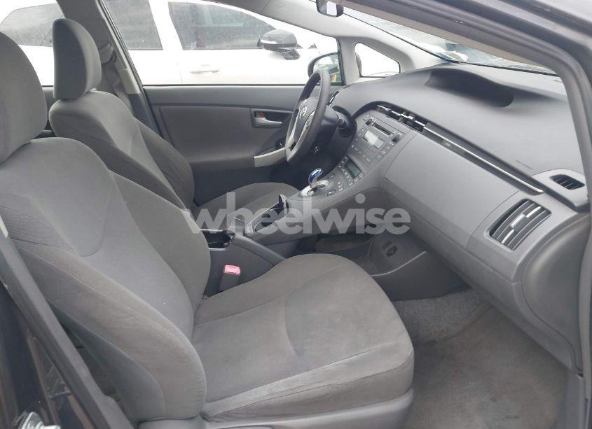 Photo 5 of 2011 Toyota Prius THREE (VIN JTDKN3DU6B1397817)