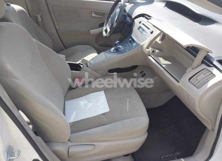 Photo 5 of 2011 Toyota Prius TWO (VIN JTDKN3DU6B1444439)