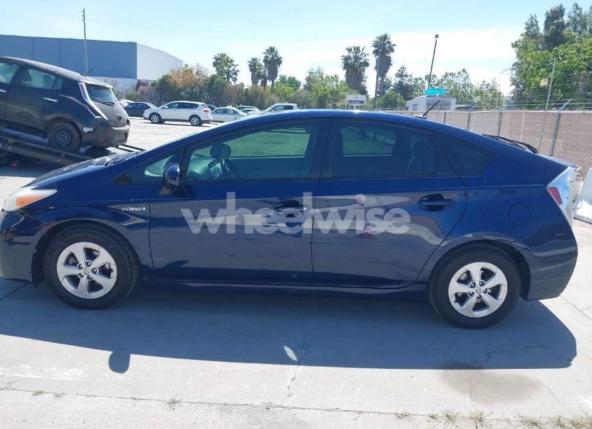 Photo 14 of 2012 Toyota Prius THREE (VIN JTDKN3DU6C1493769)