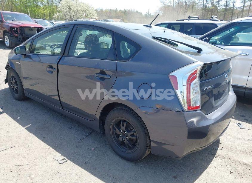 Photo 3 of 2012 Toyota Prius THREE (VIN JTDKN3DU6C1504544)