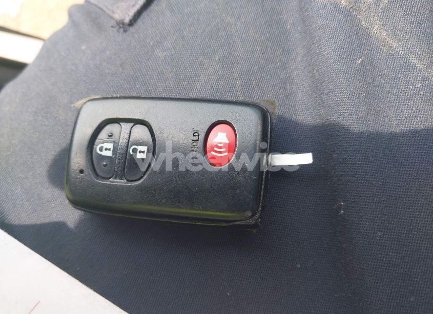 Photo 11 of 2012 Toyota Prius FOUR (VIN JTDKN3DU6C1559902)