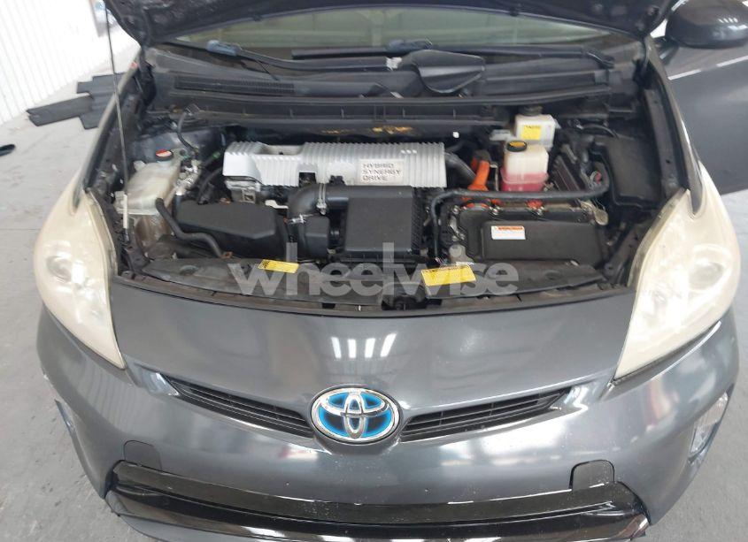 Photo 10 of 2013 Toyota Prius TWO (VIN JTDKN3DU6D1629156)