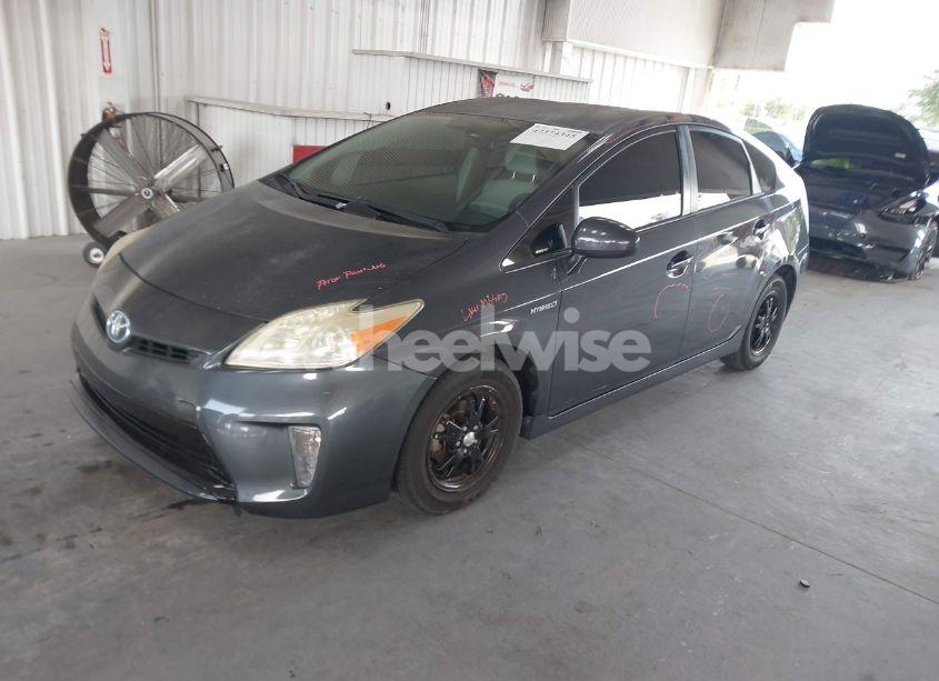 Photo 2 of 2013 Toyota Prius TWO (VIN JTDKN3DU6D1629156)