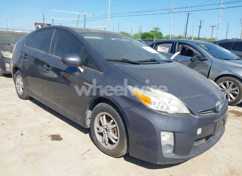 2013 Toyota Prius TWO (VIN JTDKN3DU6D1630470) main photo