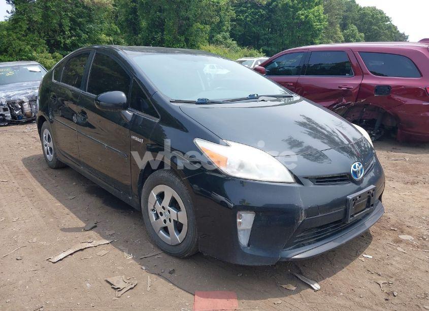 2013 Toyota Prius THREE (VIN JTDKN3DU6D1638858) main photo