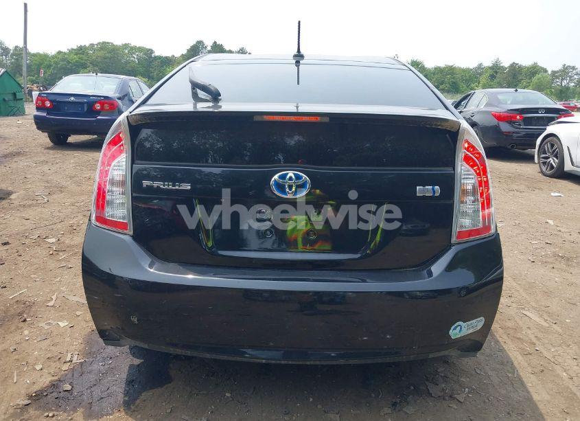 Photo 16 of 2013 Toyota Prius THREE (VIN JTDKN3DU6D1638858)