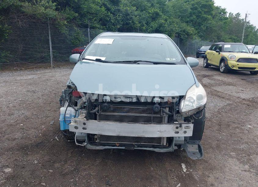 Photo 13 of 2013 Toyota Prius TWO (VIN JTDKN3DU6D1646555)