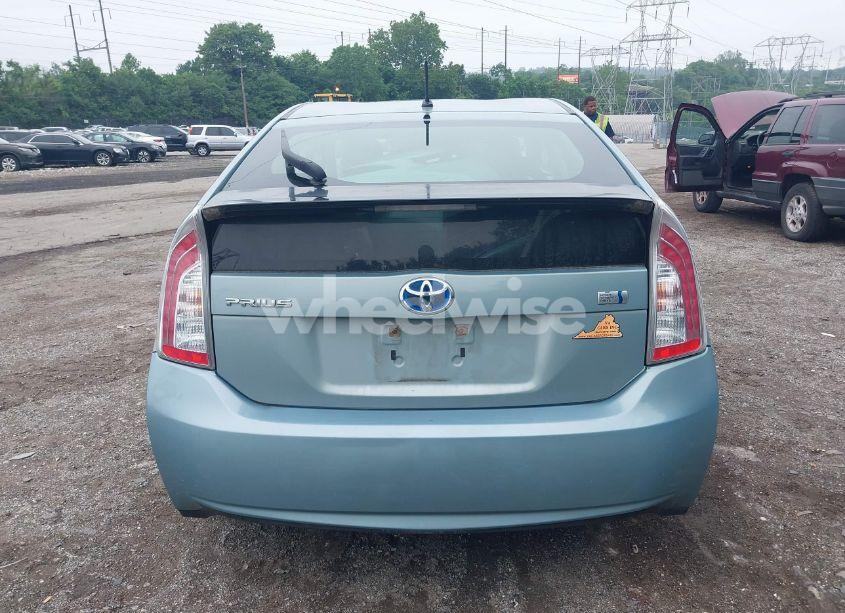 Photo 17 of 2013 Toyota Prius TWO (VIN JTDKN3DU6D1646555)