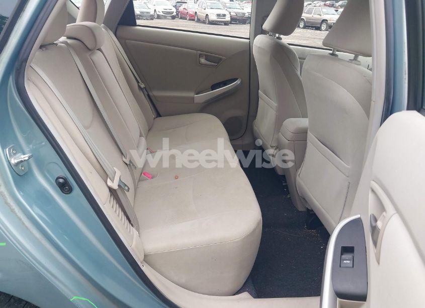 Photo 8 of 2013 Toyota Prius TWO (VIN JTDKN3DU6D1646555)