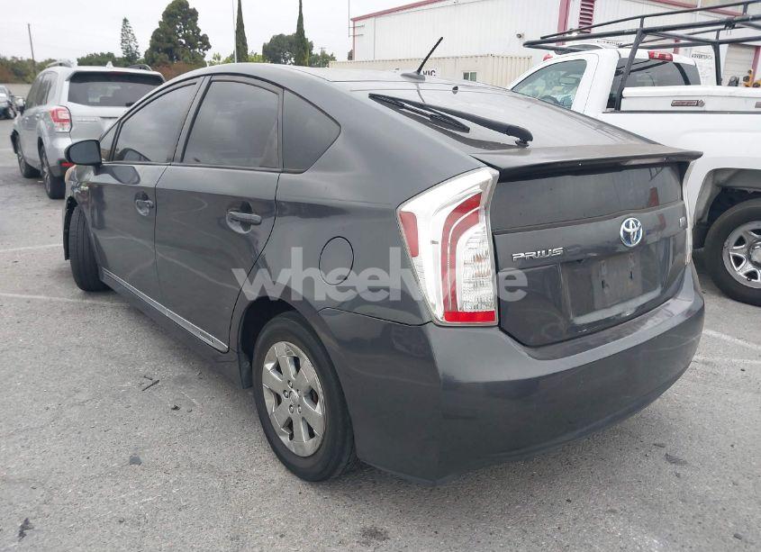 Photo 3 of 2013 Toyota Prius THREE (VIN JTDKN3DU6D1659144)