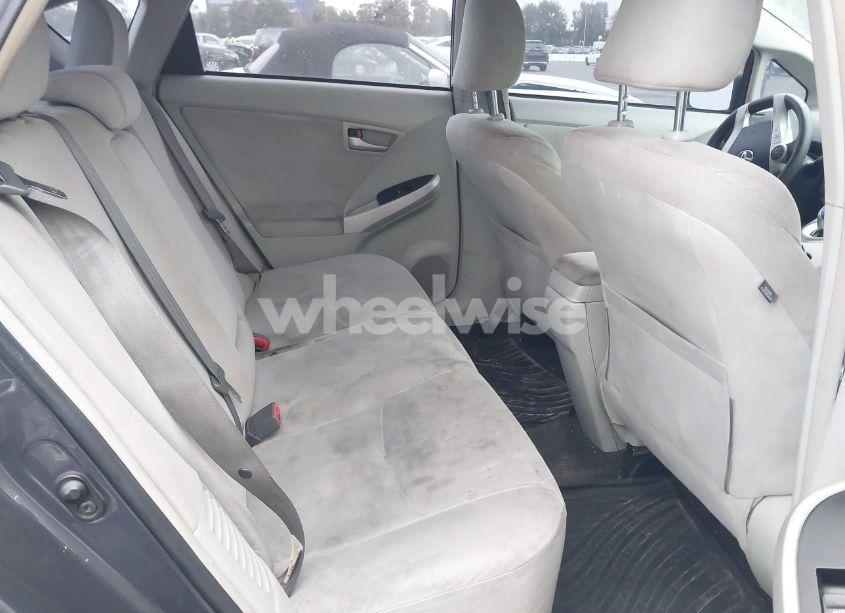 Photo 8 of 2013 Toyota Prius THREE (VIN JTDKN3DU6D1659144)