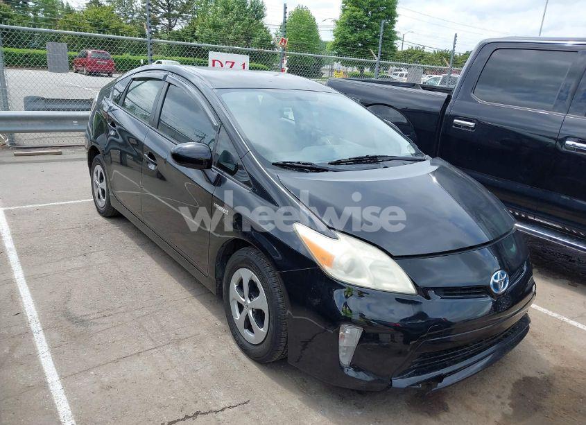 2013 Toyota Prius TWO (VIN JTDKN3DU6D1694752) main photo