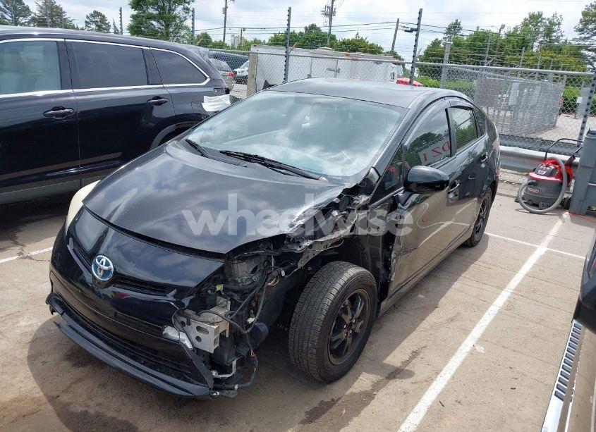 Photo 2 of 2013 Toyota Prius TWO (VIN JTDKN3DU6D1694752)