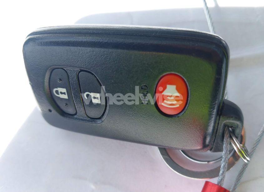 Photo 11 of 2013 Toyota Prius THREE (VIN JTDKN3DU6D5570991)