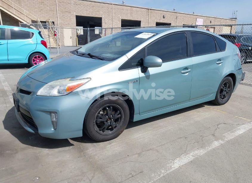 Photo 2 of 2013 Toyota Prius THREE (VIN JTDKN3DU6D5570991)