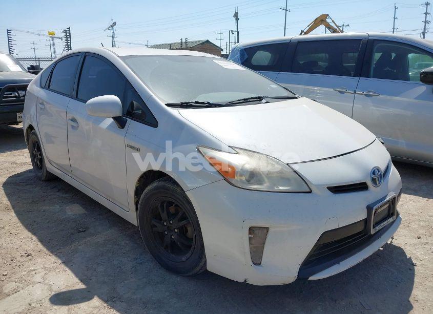 2013 Toyota Prius THREE (VIN JTDKN3DU6D5594031) main photo