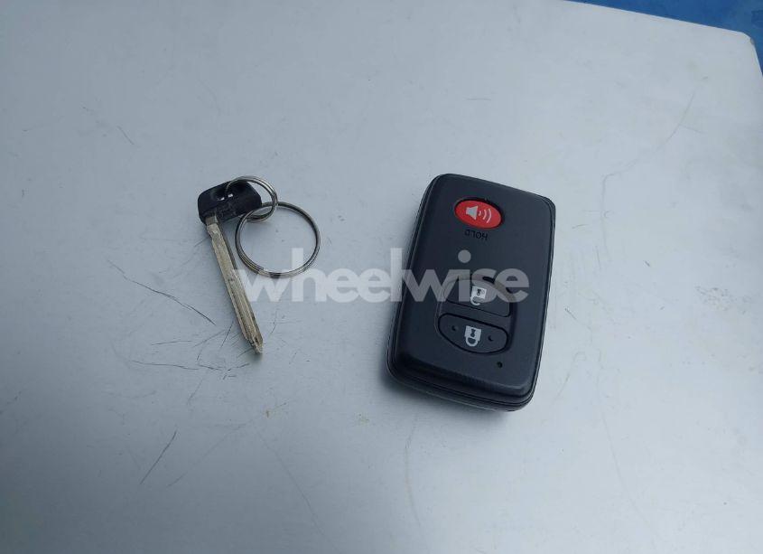 Photo 11 of 2013 Toyota Prius TWO (VIN JTDKN3DU6D5594644)